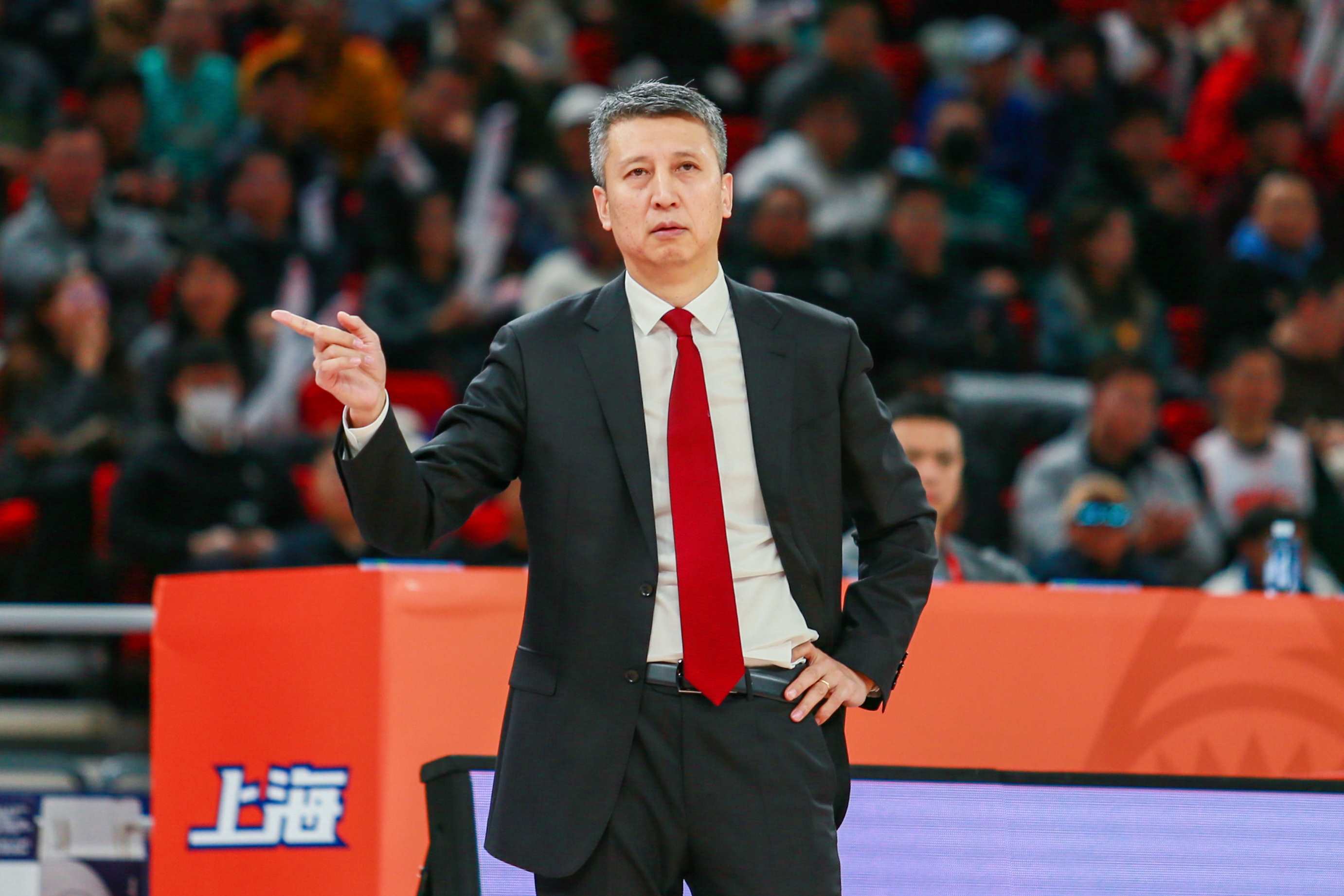 赵探长：中国男篮集训名单已经确定完毕 球队后天在上海集中